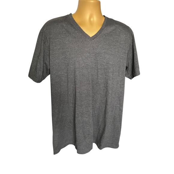 Fresh Clean Threads Charcoal Gray V-Neck T-Shirt Men’s XL Soft Cotton Blend - Picture 1 of 3